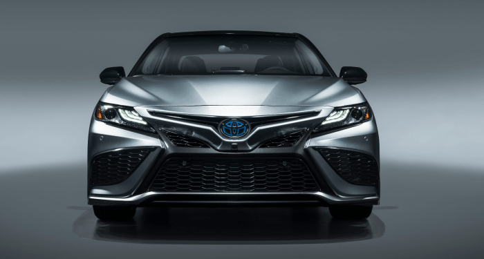 2025 toyota camry hybrid price