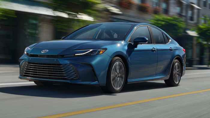 2025 toyota camry specs